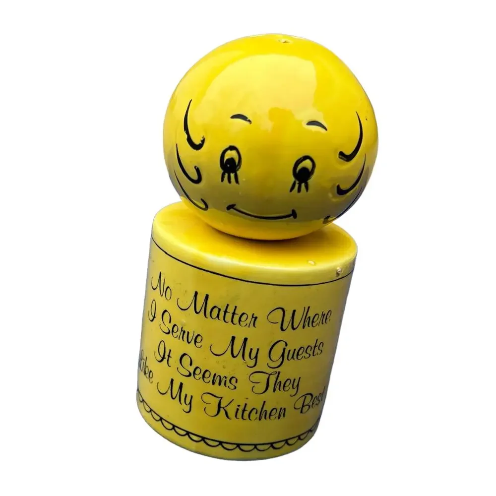 Enesco Kitschy Kitchen Salt and Pepper Stackable Shaker Set